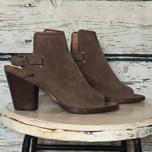 Frye Dani Booties size 9